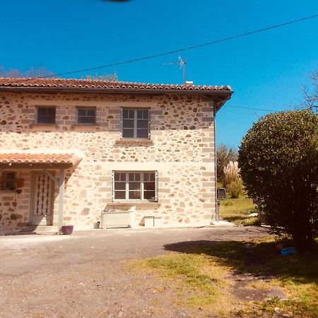 Les Outres Villa Chabrac Exteriör bild