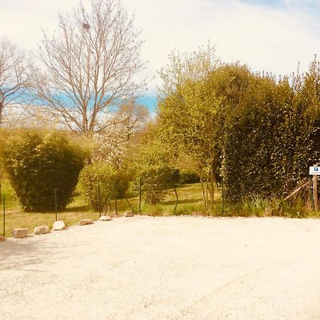 Les Outres Villa Chabrac Exteriör bild